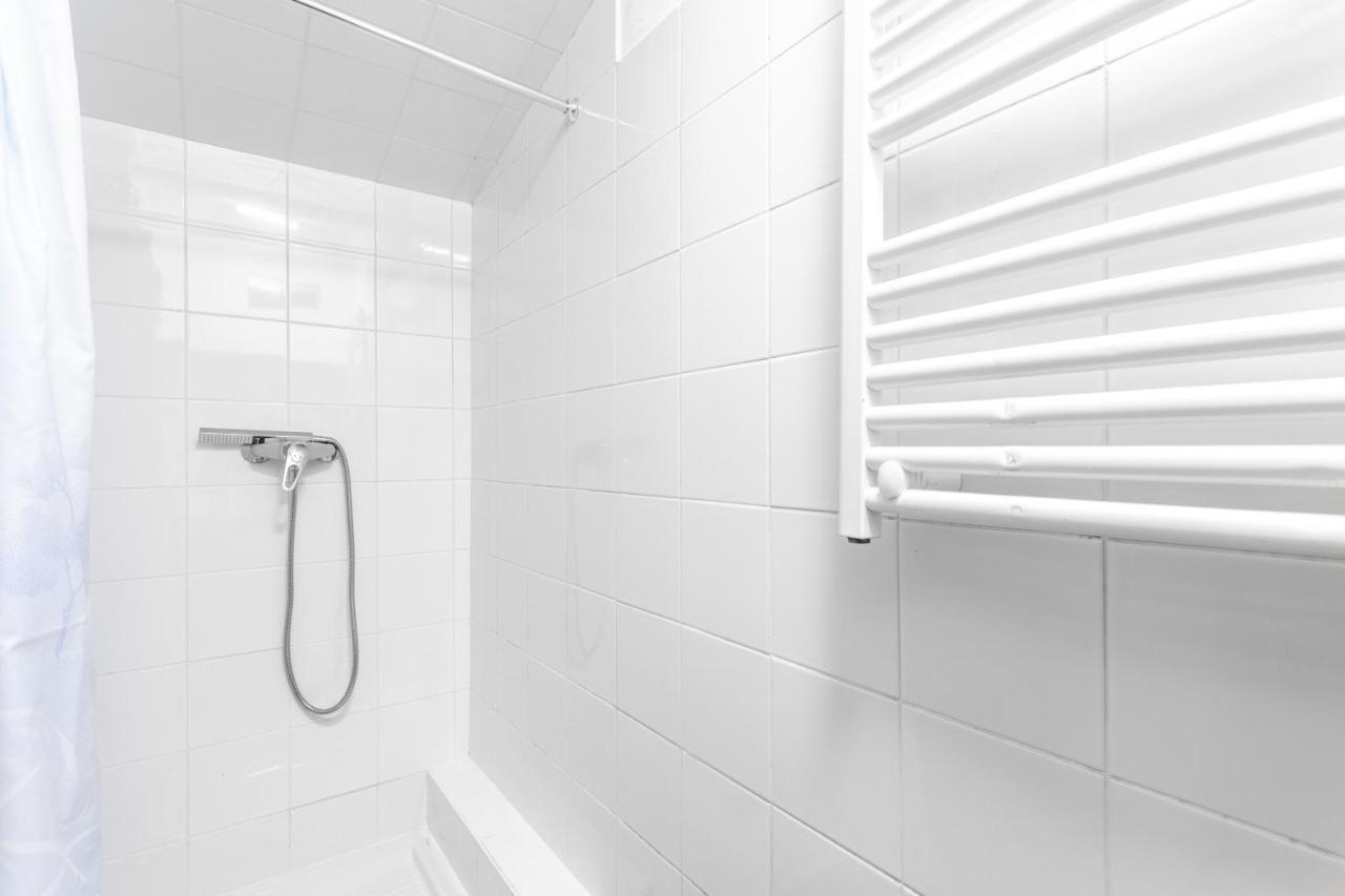 Soft Studio Downtown Close To The Harbour - Dodo Et Tartine Тулон Екстериор снимка